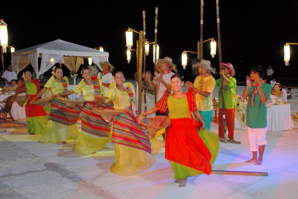 Fridays Boracay Beach Resort Balabag  Экстерьер фото