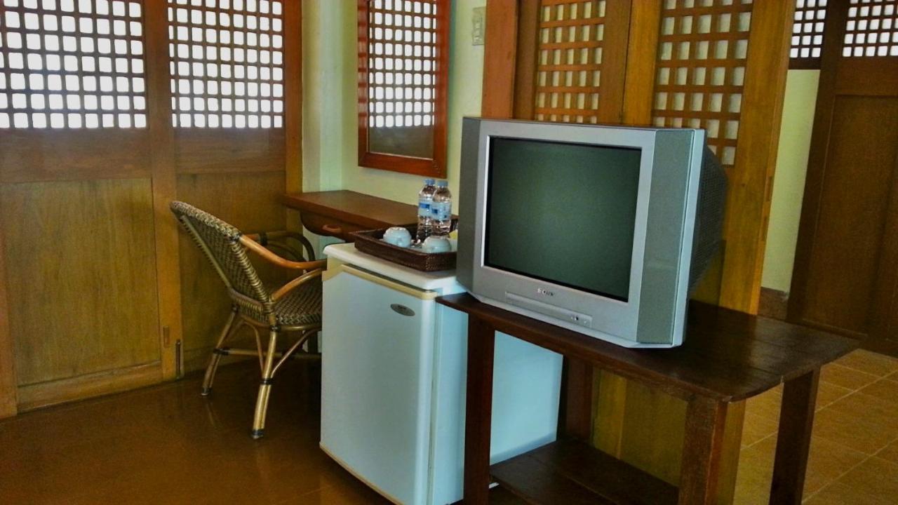 Fridays Boracay Beach Resort Balabag  Экстерьер фото