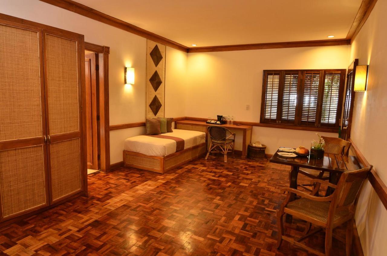 Fridays Boracay Beach Resort Balabag  Экстерьер фото